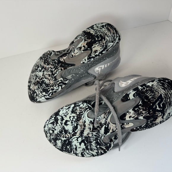 Zoom Freak 4 GS 'Etched in Stone' - Picture 5 of 11